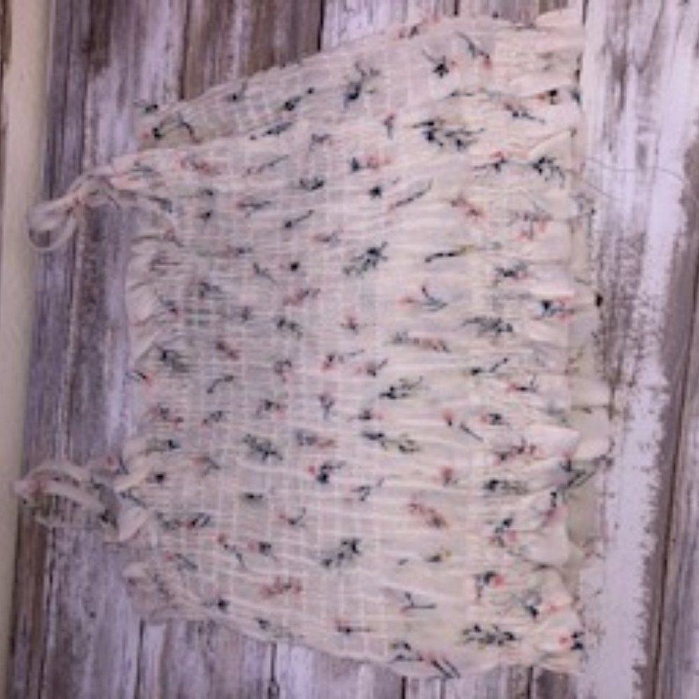 Super cute scrunched tank top!